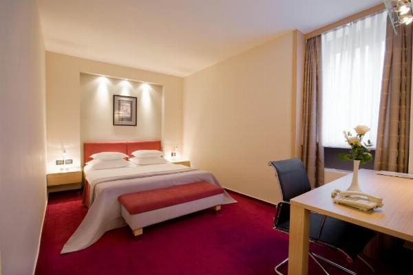 Hotel Laguna Zagreb image 14